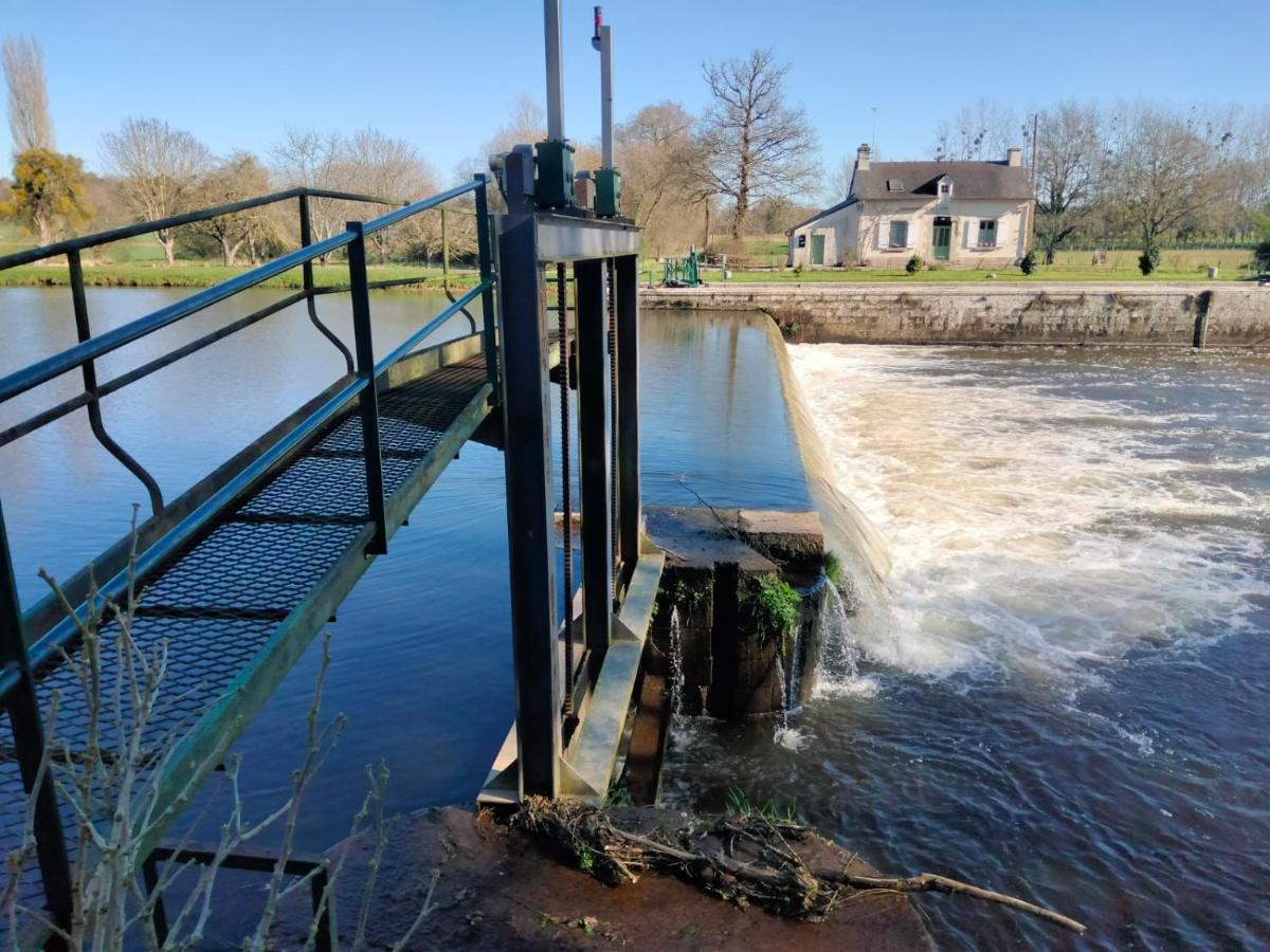 Hebergement Canal Val D'Oust Eksteriør billede